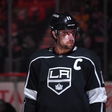 Who will win the Selke Trophy?