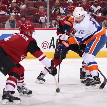 Point Shot: Niklas Hjalmarsson’s defensive excellence