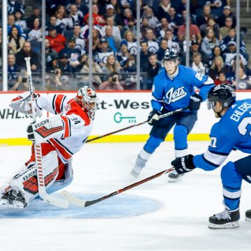 Puck luck aside, Ehlers doing right things around net