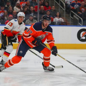 McDavid and Gaudreau Duel in Battle of Alberta