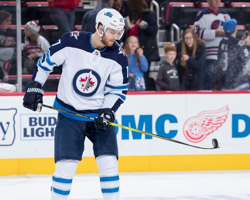 Puck-hungry Lowry not an average fourth-line grinder