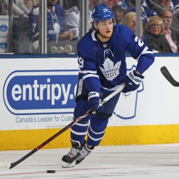 William Nylander is back and the rich just got a whole lot richer