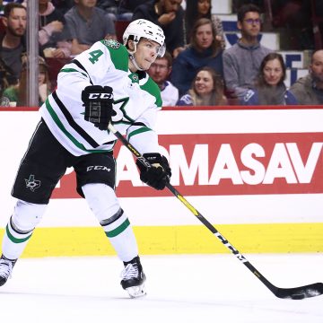 Despite Game 1 loss, A lot to Like About Stars Performance vs Blues