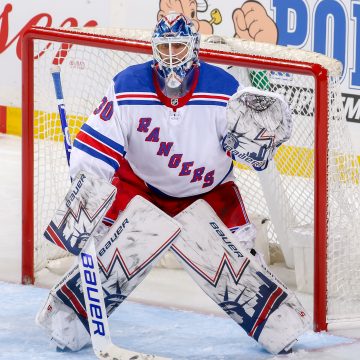 Trend Spotting: Henrik Lundqvist’s Glove